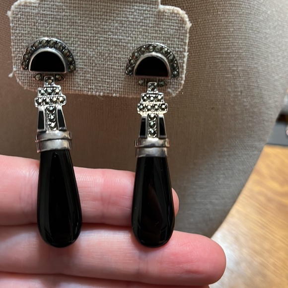 Vintage Sterling Silver Onyx/Marcasite Dangle Earrings - Picture 2 of 4